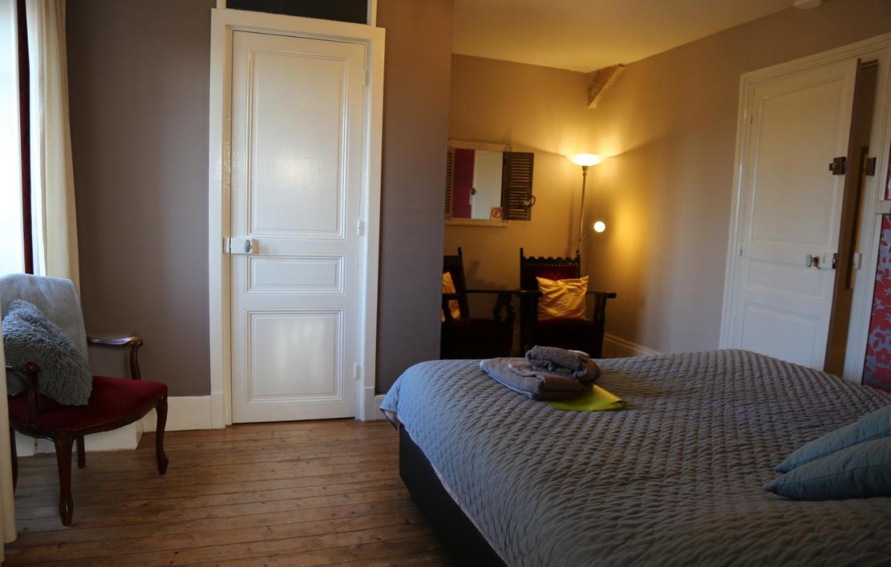 Le Bonnet De Nuit Bed & Breakfast Chalmoux Exterior photo