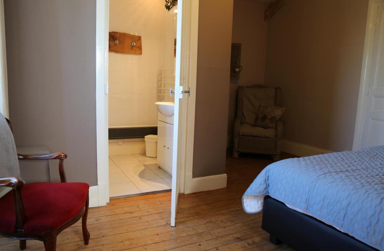 Le Bonnet De Nuit Bed & Breakfast Chalmoux Exterior photo
